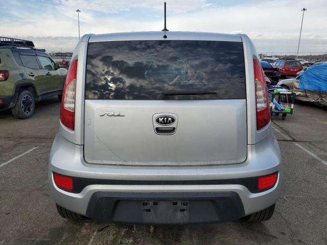 KNDJT2A63C7379971 - 2012 KIA SOUL + SILVER photo 6