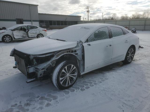 1G4ZP5SS3JU144369 - 2018 BUICK LACROSSE ESSENCE WHITE photo 1