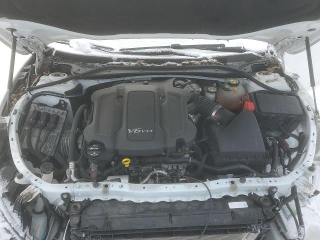 1G4ZP5SS3JU144369 - 2018 BUICK LACROSSE ESSENCE WHITE photo 11