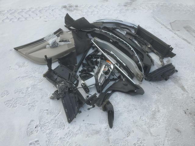 1G4ZP5SS3JU144369 - 2018 BUICK LACROSSE ESSENCE WHITE photo 12