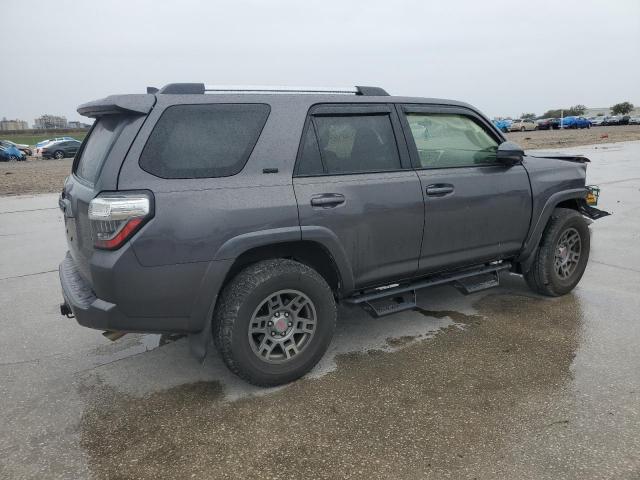 JTEBU5JR7K5708691 - 2019 TOYOTA 4RUNNER SR5 CHARCOAL photo 3