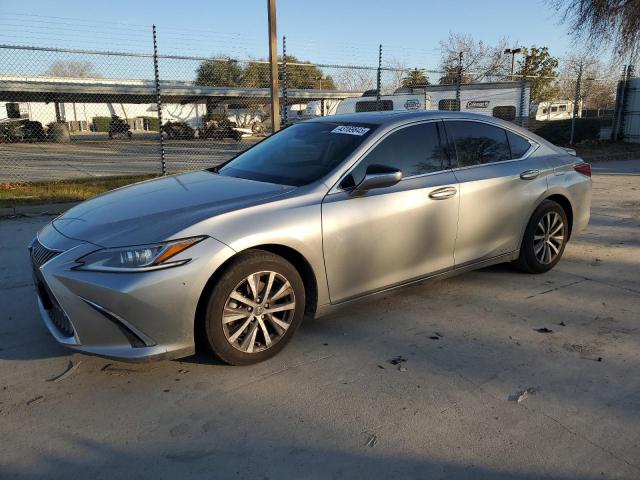 2019 LEXUS ES 300H, 