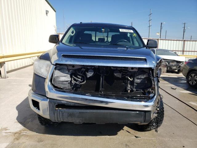 5TFUW5F13GX569701 - 2016 TOYOTA TUNDRA DOUBLE CAB SR/SR5 GRAY photo 5