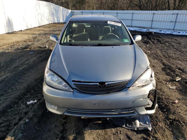 4T1BE30K95U539094 - 2005 TOYOTA CAMRY LE GRAY photo 5