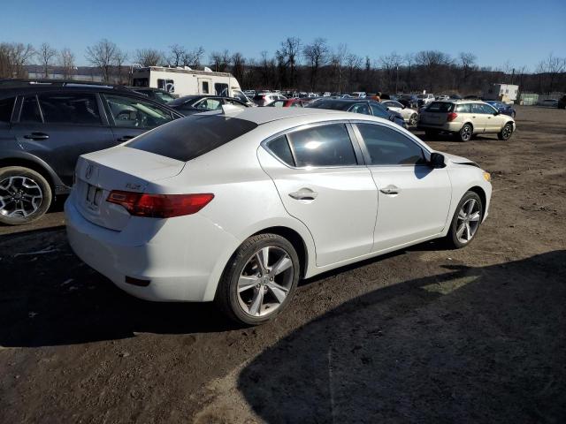 19VDE1F73DE010492 - 2013 ACURA ILX 20 TECH WHITE photo 3