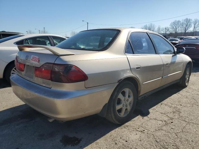 1HGCG5673YA047895 - 2000 HONDA ACCORD SE GOLD photo 3