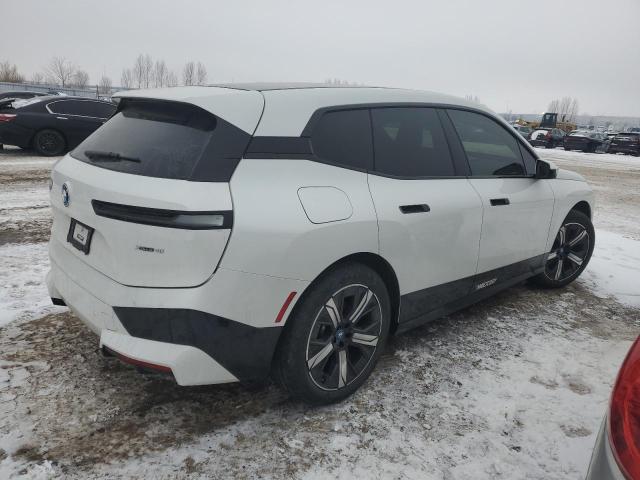 WB513CF04PCK59759 - 2023 BMW IX XDRIVE40 WHITE photo 3