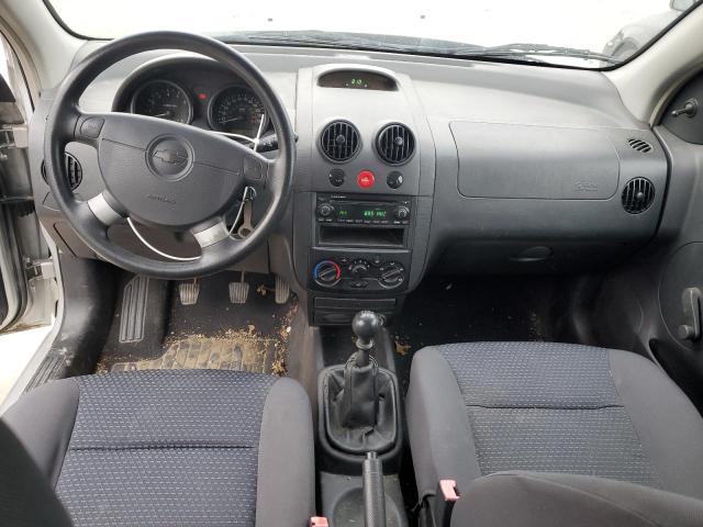 KL1TD566X6B554063 - 2006 CHEVROLET AVEO BASE SILVER photo 8