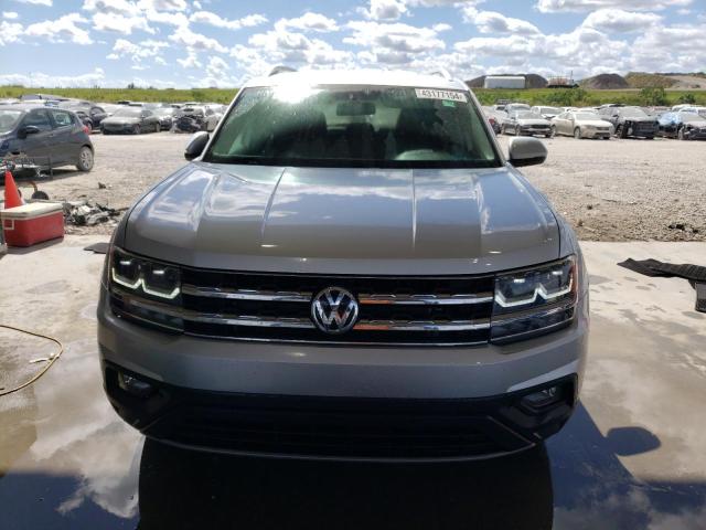 1V2CP2CA6JC600447 - 2018 VOLKSWAGEN ATLAS SE SILVER photo 5