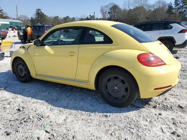 3VWJX7AT6CM619282 - 2012 VOLKSWAGEN BEETLE YELLOW photo 2