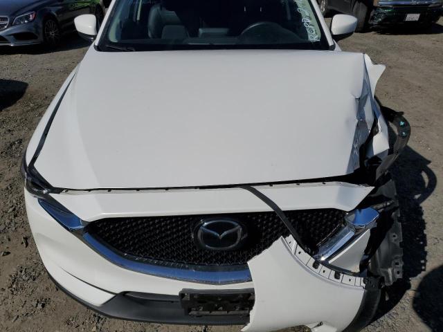 JM3KFACM2K0580017 - 2019 MAZDA CX-5 TOURING WHITE photo 11