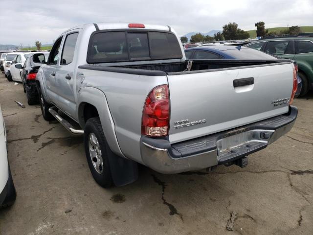 5TEJU62N86Z291358 - 2006 TOYOTA TACOMA DOUBLE CAB PRERUNNER SILVER photo 2