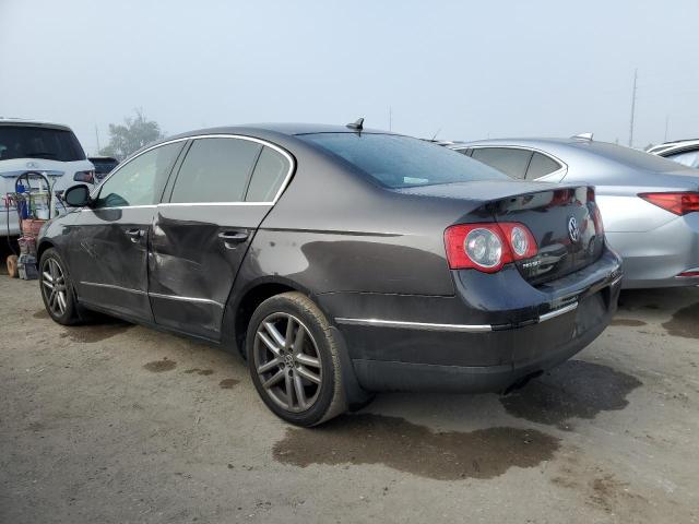 WVWEK73C58E130711 - 2008 VOLKSWAGEN PASSAT LUX GRAY photo 2