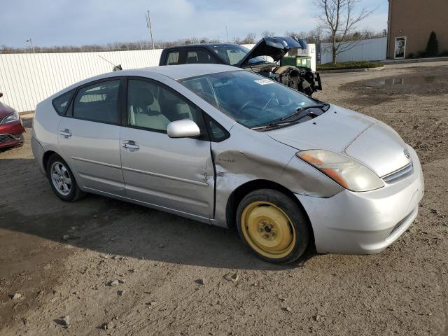 JTDKB20U377627827 - 2007 TOYOTA PRIUS SILVER photo 4