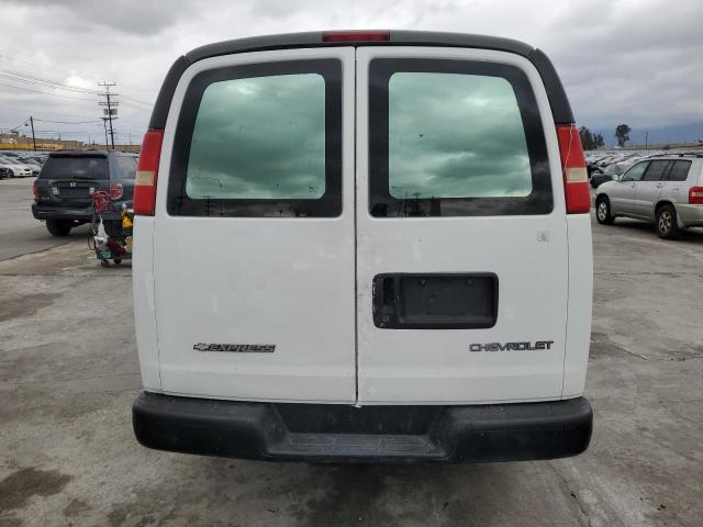 1GCFG15X741108410 - 2004 CHEVROLET EXPRESS G1 WHITE photo 6