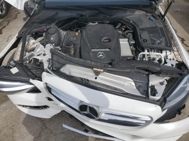 WDDWF4JBXJR414714 - 2018 MERCEDES-BENZ C 300 WHITE photo 11