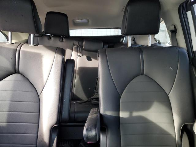 5TDGZRAH1MS070610 - 2021 TOYOTA HIGHLANDER XLE WHITE photo 10