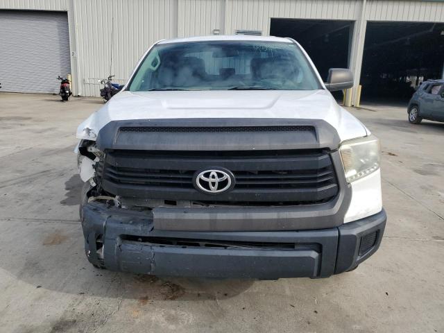 5TFRU5F19EX031514 - 2014 TOYOTA TUNDRA DOUBLE CAB SR/SR5 WHITE photo 5