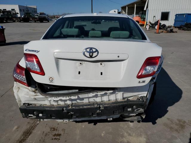 4T1BF3EK1BU585794 - 2011 TOYOTA CAMRY BASE WHITE photo 6