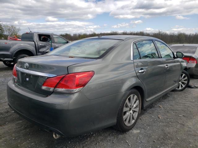 4T1BK3DB5BU398118 - 2011 TOYOTA AVALON BASE ნაცრისფერი ფოტო 4