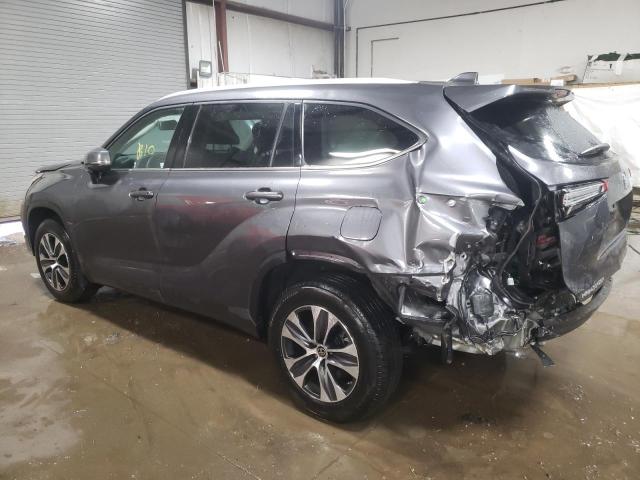 5TDGZRBH1NS185613 - 2022 TOYOTA HIGHLANDER XLE Մոխրագույն լուսանկար 2