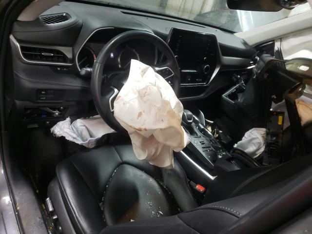 5TDGZRBH1NS185613 - 2022 TOYOTA HIGHLANDER XLE Մոխրագույն լուսանկար 8