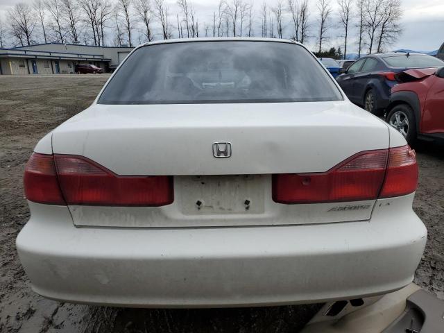 JHMCG5640YC000511 - 2000 HONDA ACCORD LX WHITE photo 6