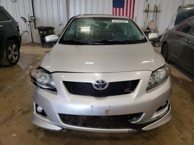 2T1BU4EE4AC334290 - 2010 TOYOTA COROLLA BASE SILVER photo 5