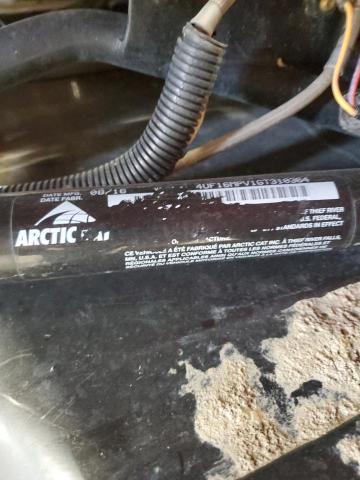 4UF16MPV1GT310364 - 2016 ARCTIC CAT WILDCAT RED photo 10