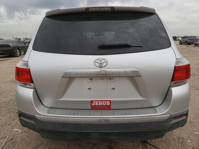 5TDZK3EH7BS039105 - 2011 TOYOTA HIGHLANDER BASE SILVER photo 6