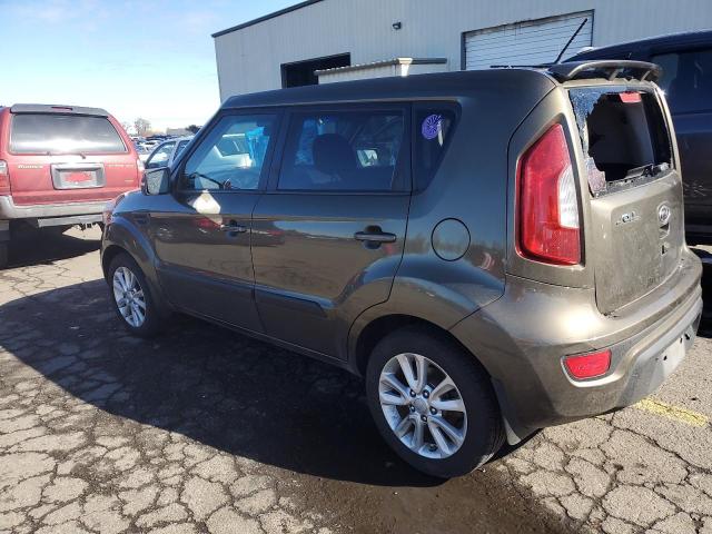 KNDJT2A65C7426109 - 2012 KIA SOUL + GREEN photo 2