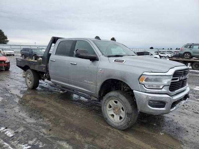 3C63R3HL0KG638743 - 2019 RAM 3500 BIG HORN SILVER photo 4