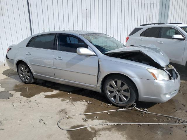 4T1BK36B45U049145 - 2005 TOYOTA AVALON XL SILVER photo 4