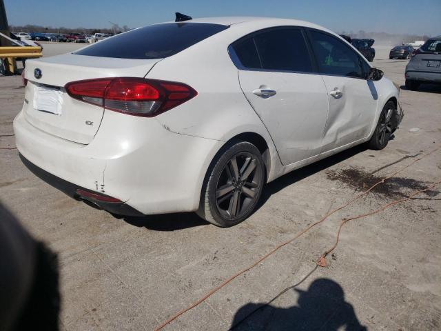 3KPFL4A86HE092022 - 2017 KIA FORTE EX WHITE photo 3