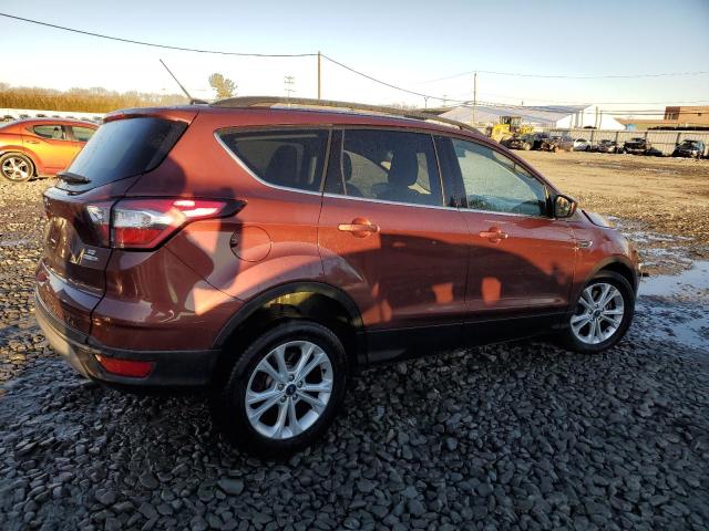 1FMCU9GD9JUA73839 - 2018 FORD ESCAPE SE BURGUNDY photo 3