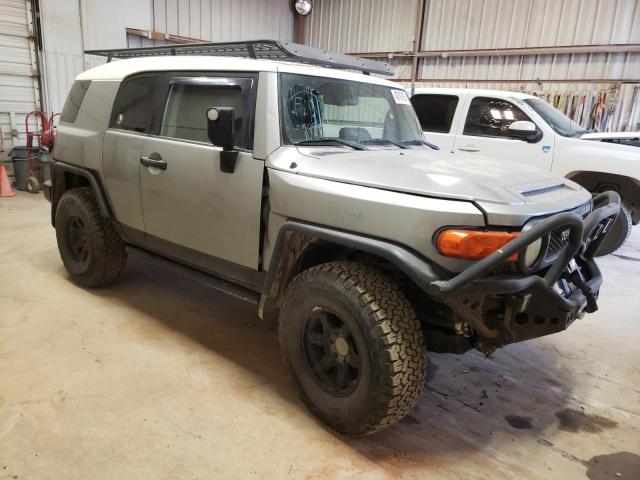 JTEBU4BF7AK073230 - 2010 TOYOTA FJ CRUISER SILVER photo 4