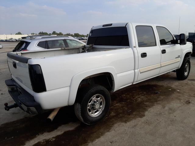 1GCHC23246F103818 - 2006 CHEVROLET SILVERADO WHITE photo 3