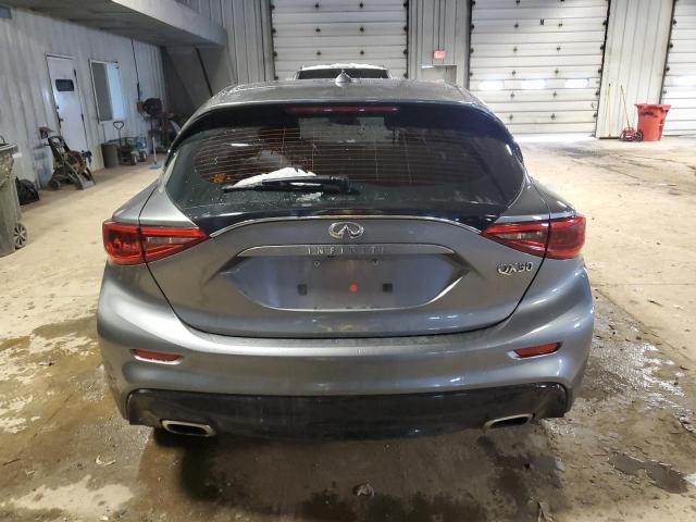 SJKCH5CP2JA057997 - 2018 INFINITI QX30 BASE رمادي صورة 6