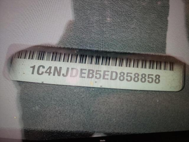 1C4NJDEB5ED858858 - 2014 JEEP COMPASS LATITUDE 银色 照片 13