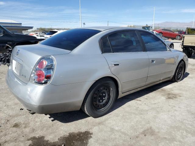 1N4AL11D75C118223 - 2005 NISSAN ALTIMA S SILVER photo 3