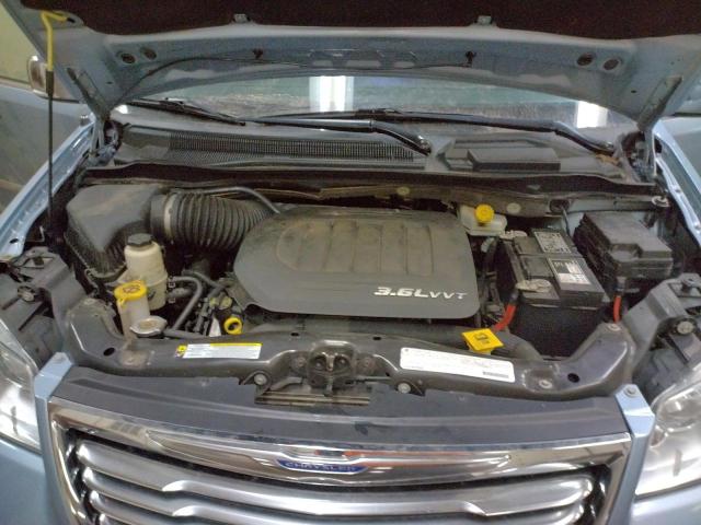 2C4RC1CGXCR411400 - 2012 CHRYSLER TOWN & COU TOURING L BLUE photo 12