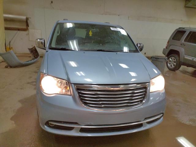 2C4RC1CGXCR411400 - 2012 CHRYSLER TOWN & COU TOURING L BLUE photo 5