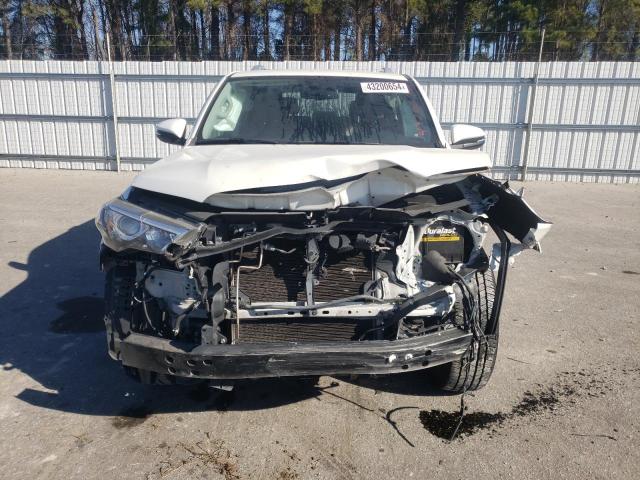 JTEZU5JR1E5077729 - 2014 TOYOTA 4RUNNER SR5 WHITE photo 5