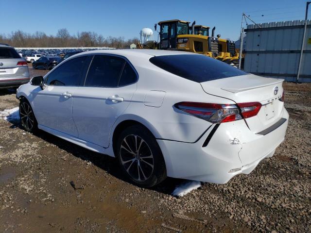 4T1B11HK2JU623160 - 2018 TOYOTA CAMRY L WHITE photo 2