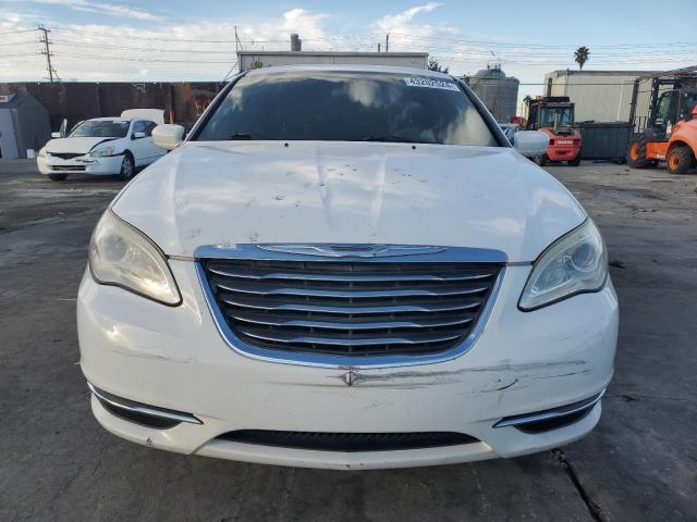 1C3CCBAB5EN212228 - 2014 CHRYSLER 200 LX WHITE photo 5