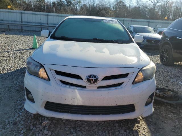 5YFBU4EE4DP161746 - 2013 TOYOTA COROLLA BASE WHITE photo 5