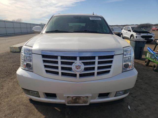 1GYS4JEF4BR301167 - 2011 CADILLAC ESCALADE ESV PREMIUM CREAM photo 5