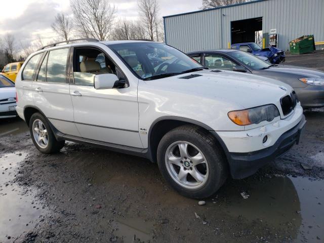 WBAFB33561LH14096 - 2001 BMW X5 4.4I WHITE photo 4