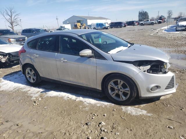 1FADP3K26EL379370 - 2014 FORD FOCUS SE SILVER photo 4