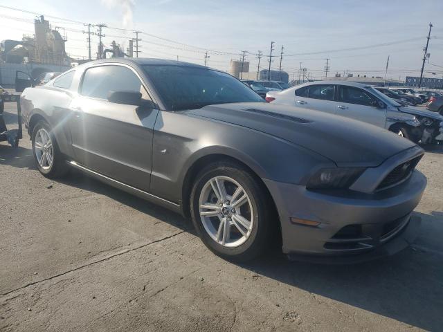 1ZVBP8AM2E5328063 - 2014 FORD MUSTANG GRAY photo 4